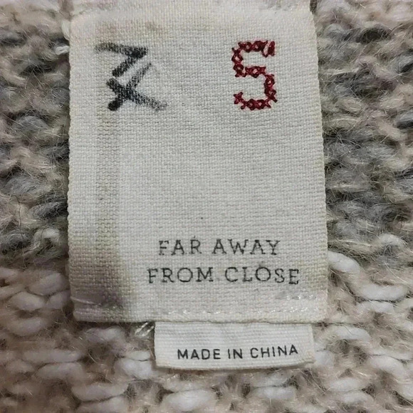 Far Away From Close Anthropologie Size Small Long Cardigan Retail $188 EXCELLENT - Picture 3 of 4